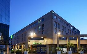 Ibis Styles Toulon Centre Port